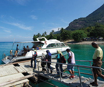 WATER TAXI & AIRPORT TRANSFER SERVICE